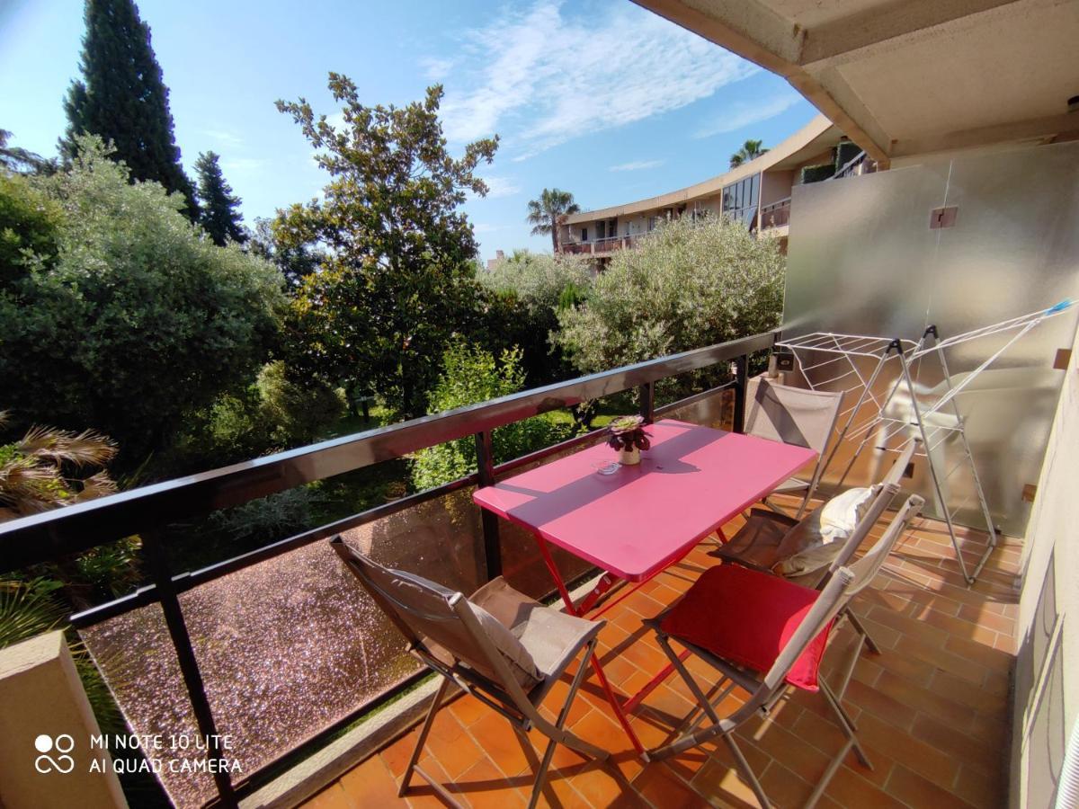 Appartement Les Palmiers Nice Bagian luar foto
